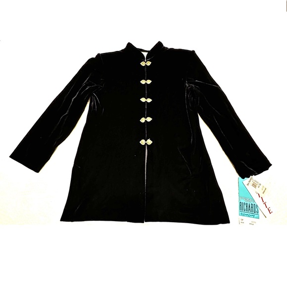 5/$15💥 R&M Richards Black Velvet Blazer Jacket Petite Karen Kwong - Picture 2 of 10